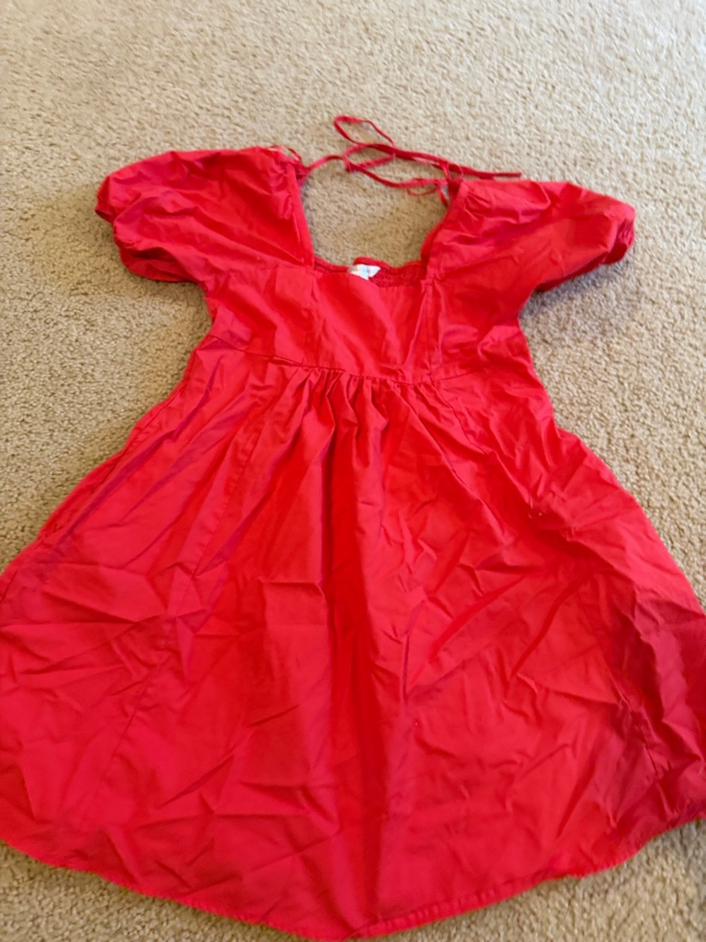 Red Puff-Sleeve Dress - Classic Party Style